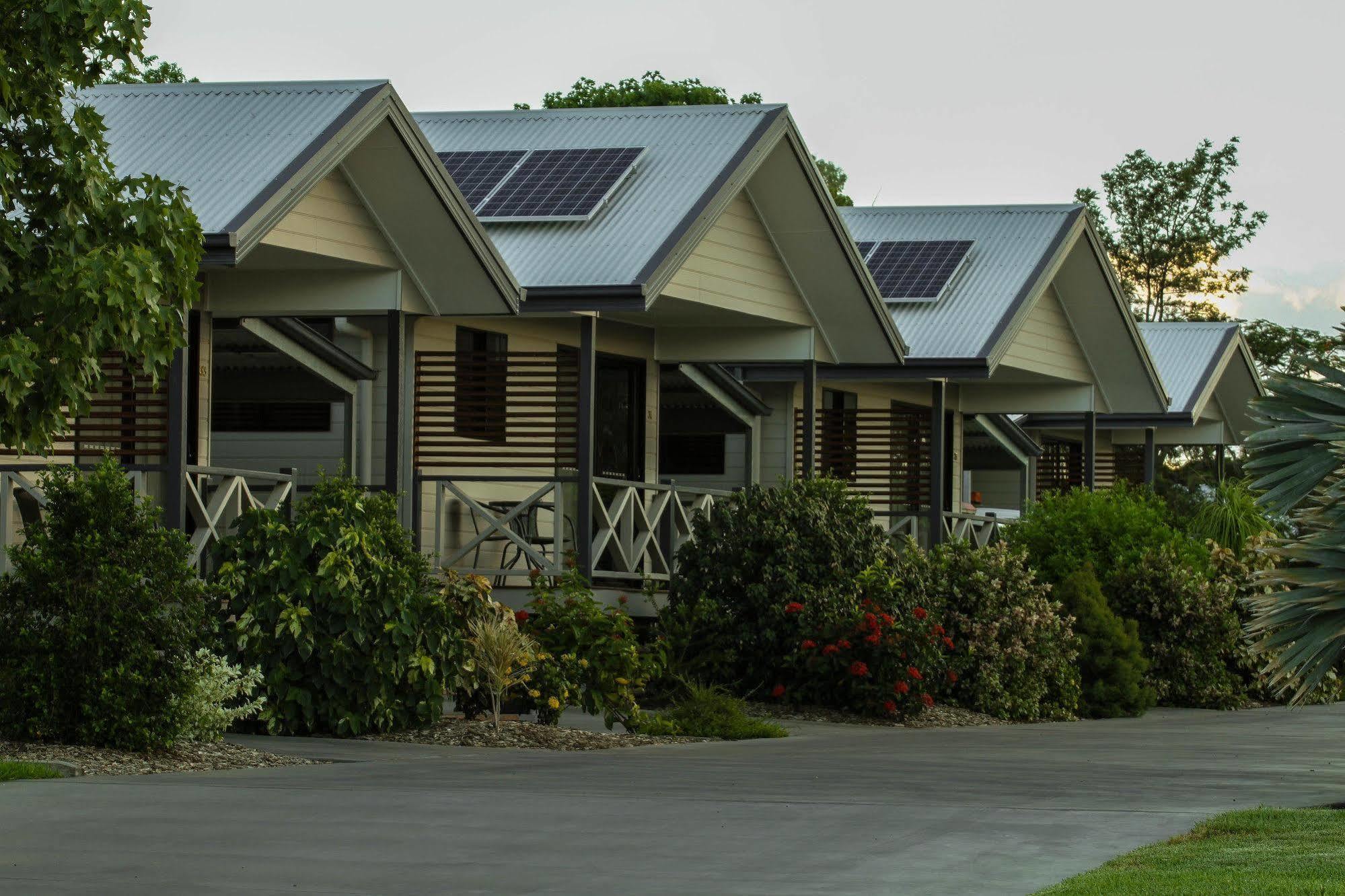 Barcaldine Country Motor Inn ภายนอก รูปภาพ